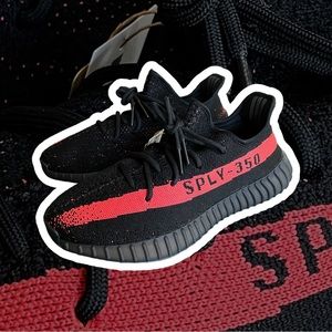 ‼️SOLD‼️ NIB Yeezy Boost 350 V2 ‘Red’